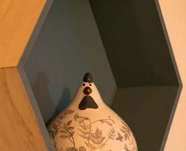 Hotel Le Petit Pyrénéen - Centre; Terrasse; Parking Lourdes